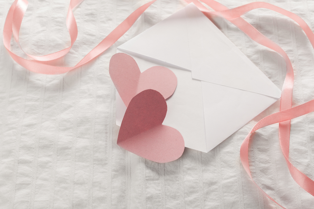 Liebesbriefe 2.0: KI-Romantik entfacht!  Mit Ai-Textmaker die perfekten Worte finden und Herzen im Sturm erobern.